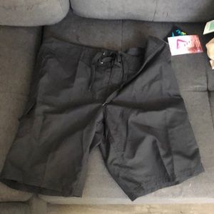 Kanu surf size 6 black shorts for women